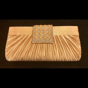 Clutch - with chain shoulder strap - no brand